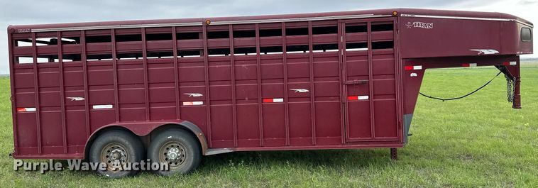 image for item NY9008 2001 Titan  livestock trailer