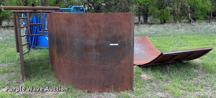 image for item NY9012 Livestock equipment