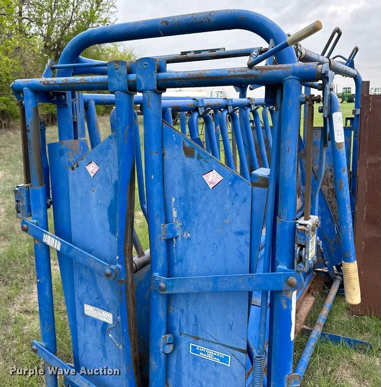 image for item NY9012 Livestock equipment