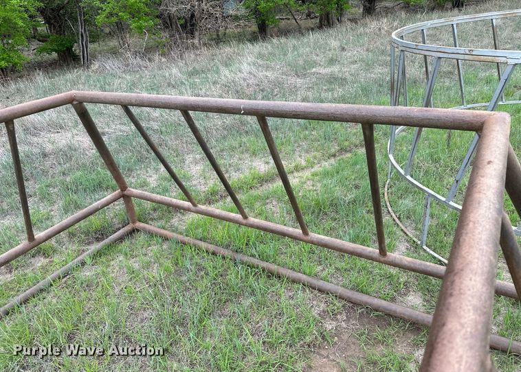 image for item NY9013 (2) hay bale feeders