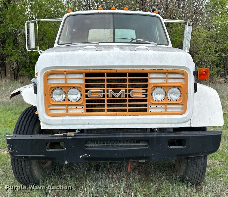 image for item NY9014 1977 GMC 9500  tank truck