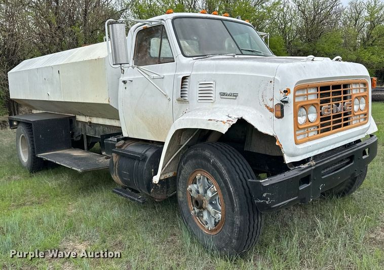 image for item NY9014 1977 GMC 9500  tank truck