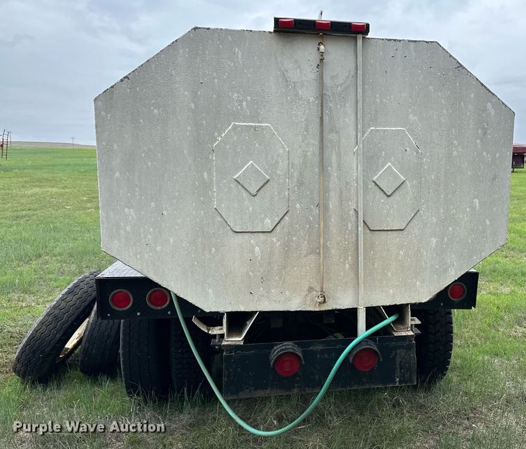 image for item NY9014 1977 GMC 9500  tank truck