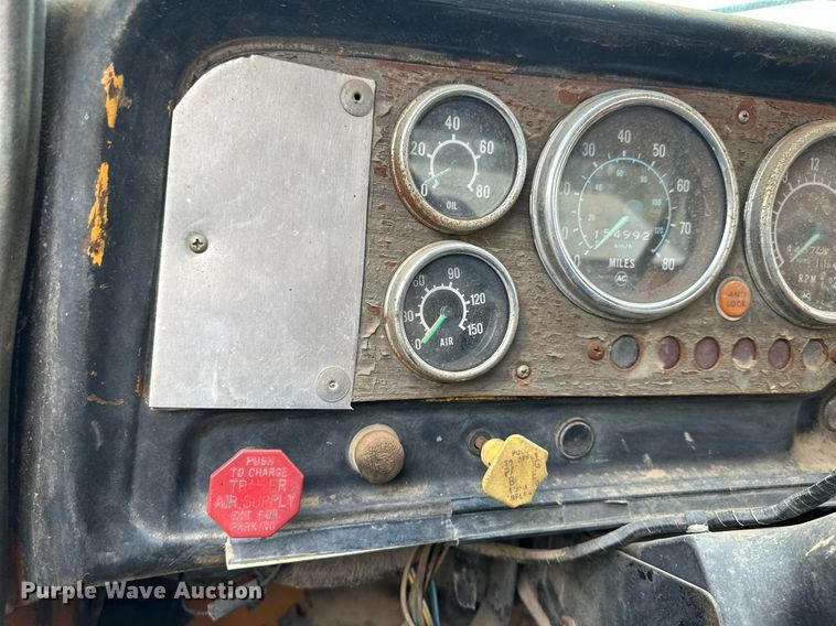 image for item NY9014 1977 GMC 9500  tank truck