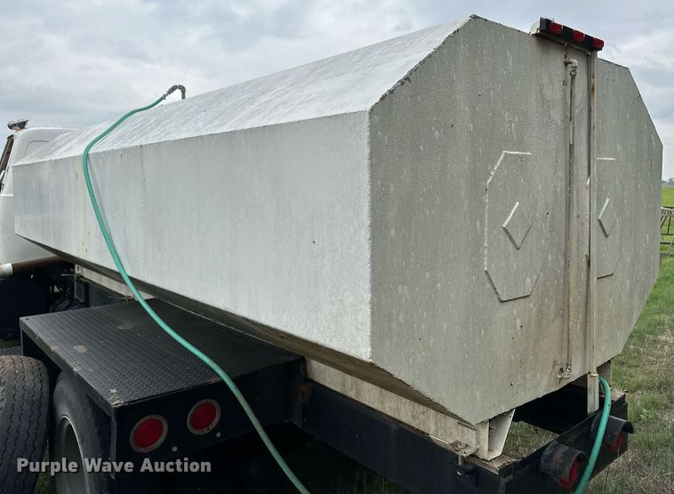 image for item NY9014 1977 GMC 9500  tank truck