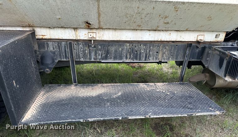 image for item NY9014 1977 GMC 9500  tank truck