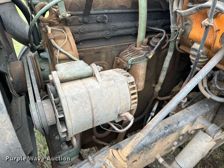 image for item NY9014 1977 GMC 9500  tank truck