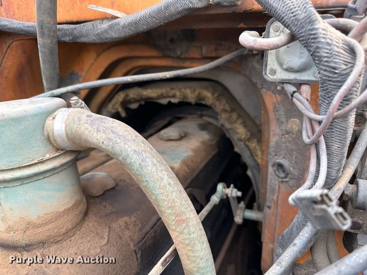 image for item NY9014 1977 GMC 9500  tank truck