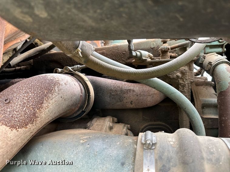 image for item NY9014 1977 GMC 9500  tank truck