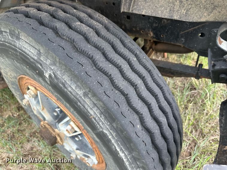 image for item NY9014 1977 GMC 9500  tank truck