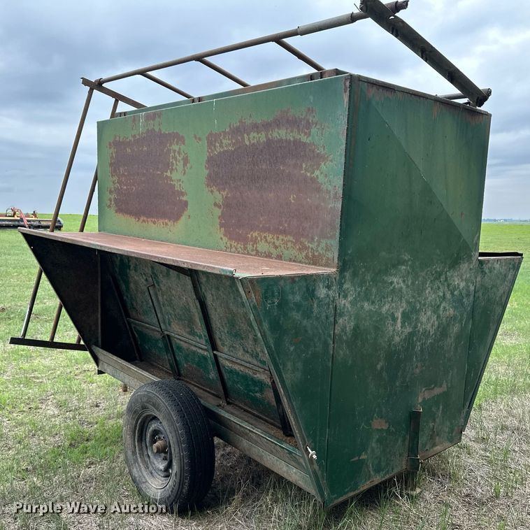 image for item NY9018 Livestock feeder