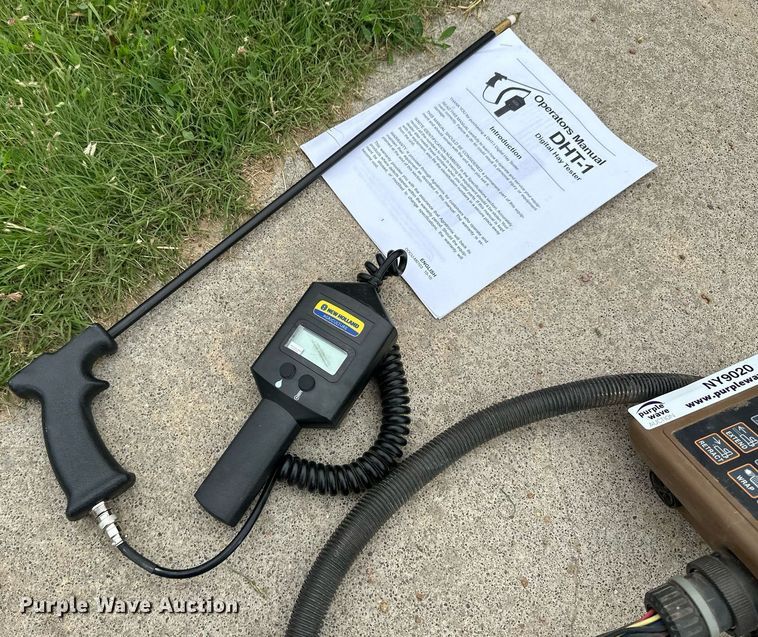 image for item NY9020 John Deere bale monitor