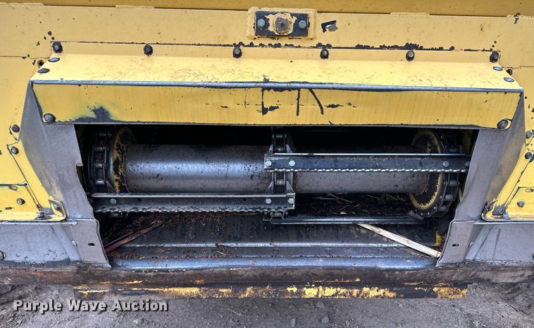 image for item NY9024 1993 New Holland TR96  combine