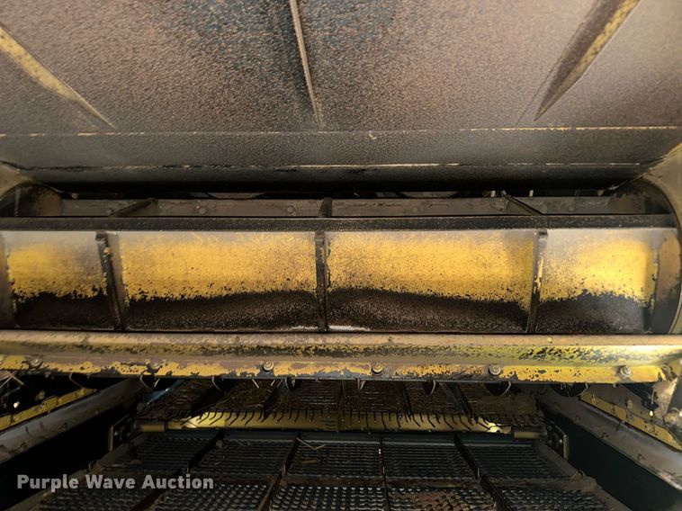 image for item NY9024 1993 New Holland TR96  combine