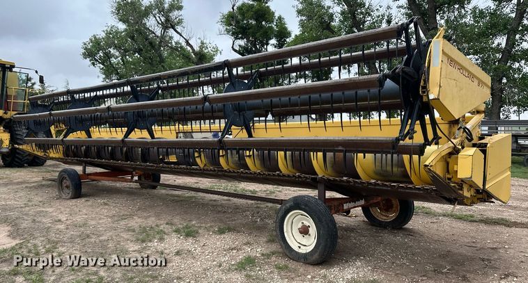 image for item NY9024 1993 New Holland TR96  combine