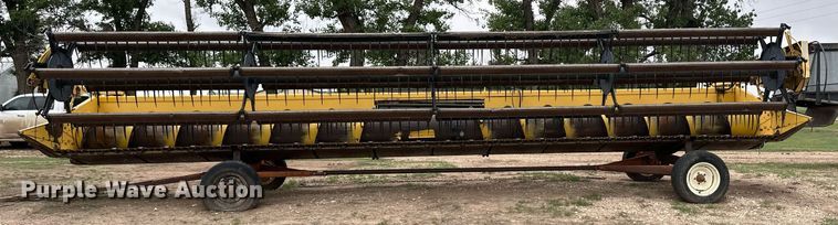 image for item NY9024 1993 New Holland TR96  combine