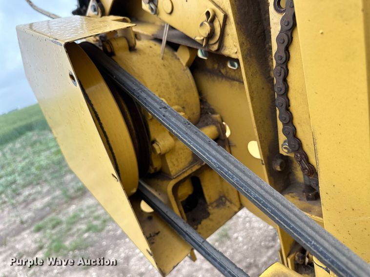 image for item NY9024 1993 New Holland TR96  combine