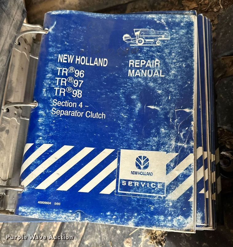 image for item NY9024 1993 New Holland TR96  combine