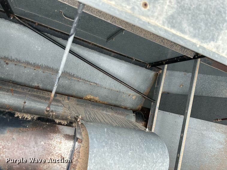 image for item NY9025 Gleaner L2  combine