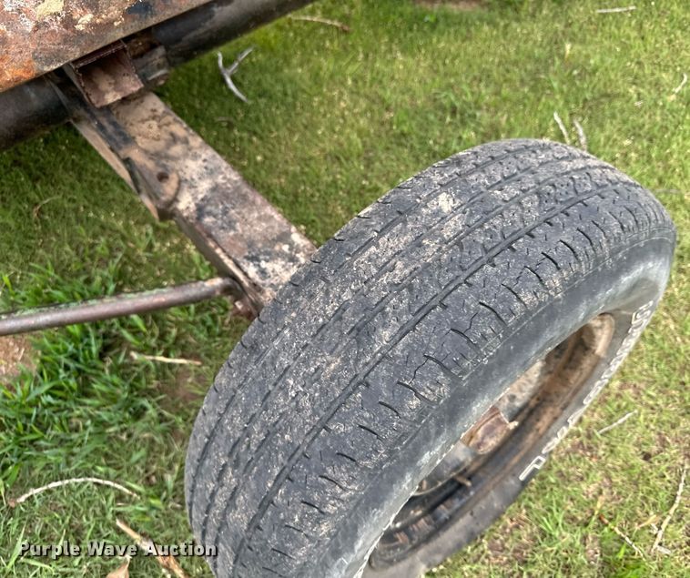 image for item NY9025 Gleaner L2  combine