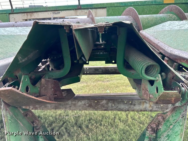 image for item NY9026 John Deere 653  all-crop head