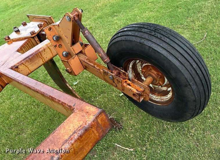 image for item NY9027 V-ripper