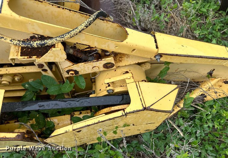 image for item NY9028 New Holland 971  rigid head