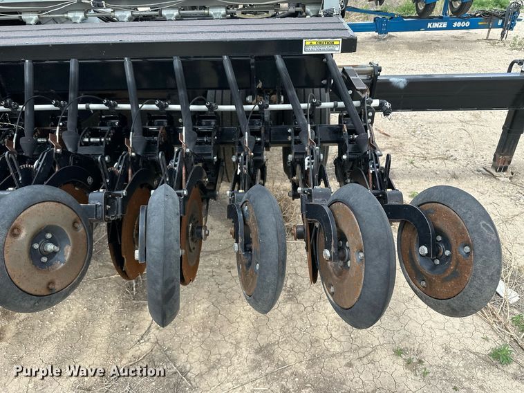 image for item NY9029 CrustBuster 4740  grain drill