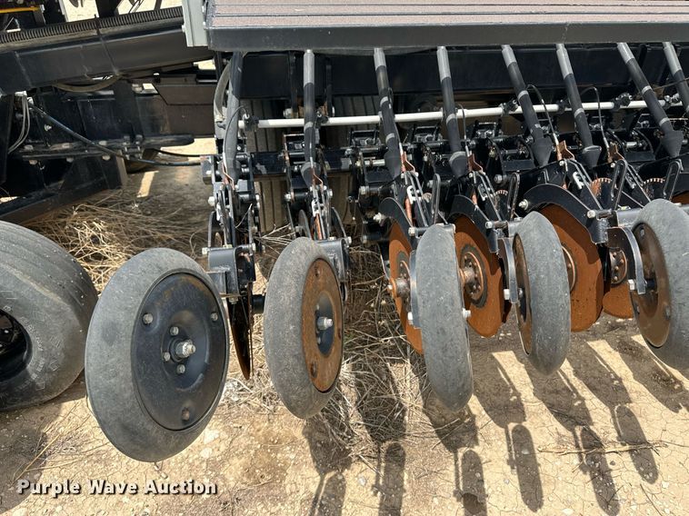 image for item NY9029 CrustBuster 4740  grain drill