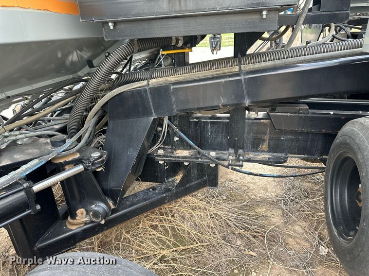 image for item NY9029 CrustBuster 4740  grain drill