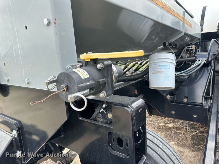 image for item NY9029 CrustBuster 4740  grain drill