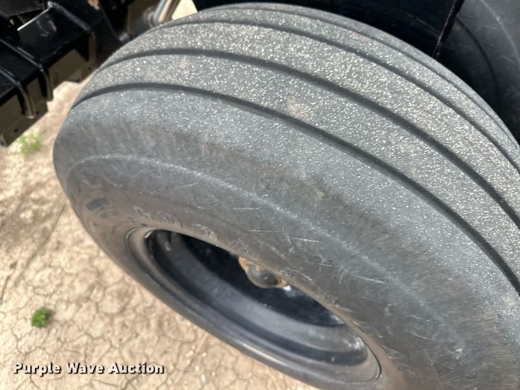 image for item NY9029 CrustBuster 4740  grain drill