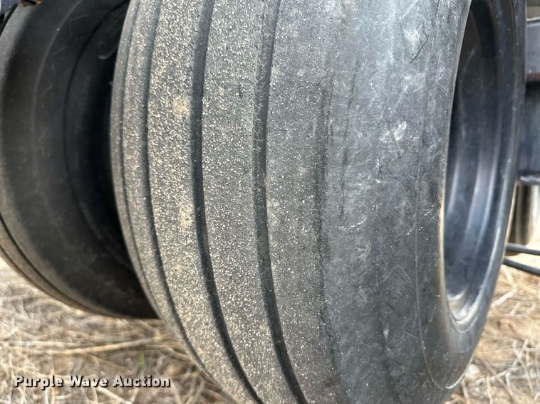 image for item NY9029 CrustBuster 4740  grain drill