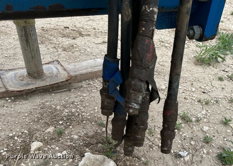 image for item NY9030 Kinze 3600  planter