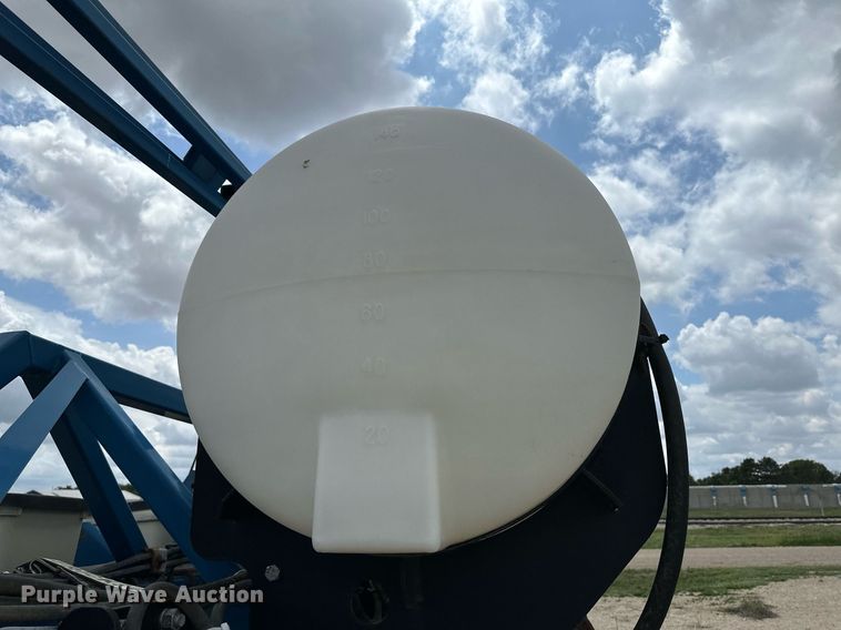 image for item NY9030 Kinze 3600  planter