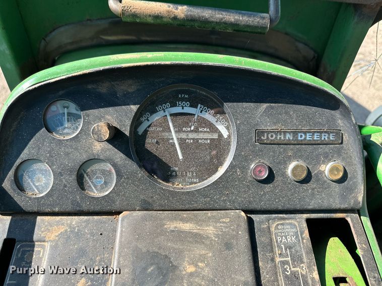 image for item NY9140 1970 John Deere 4020  tractor
