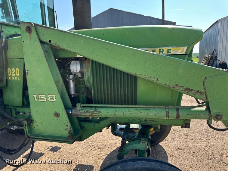 image for item NY9140 1970 John Deere 4020  tractor