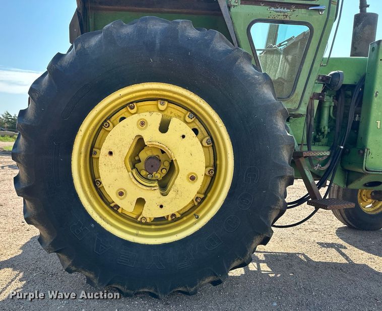 image for item NY9140 1970 John Deere 4020  tractor