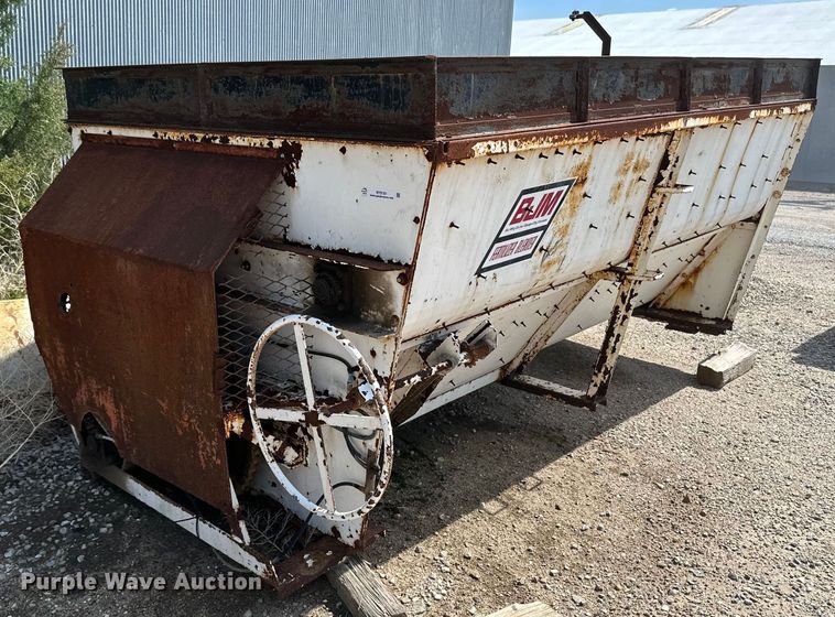 image for item NY9181 BJM  feed mixer