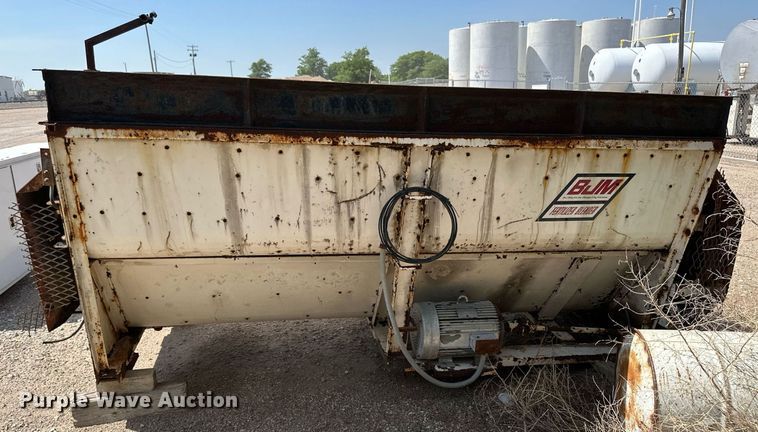 image for item NY9181 BJM  feed mixer