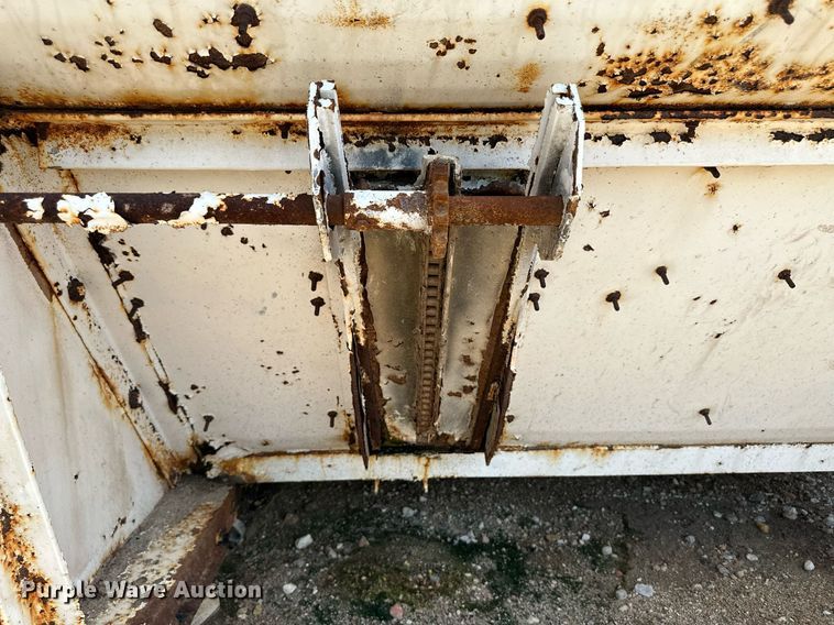 image for item NY9181 BJM  feed mixer