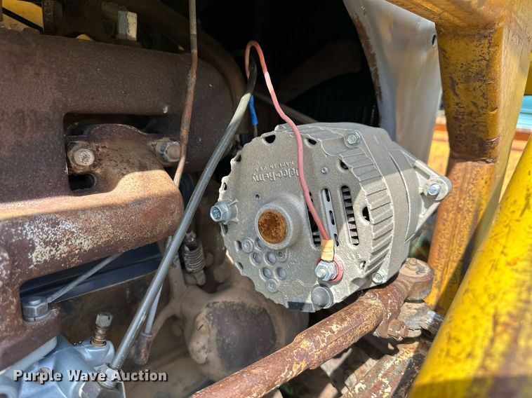 image for item NY9203 Ford  tractor