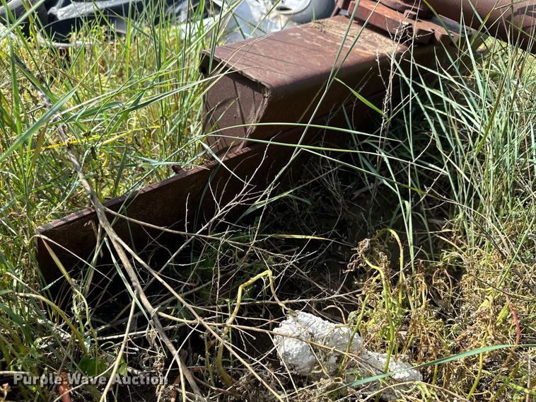 image for item NY9203 Ford  tractor