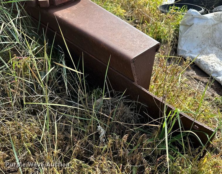 image for item NY9203 Ford  tractor