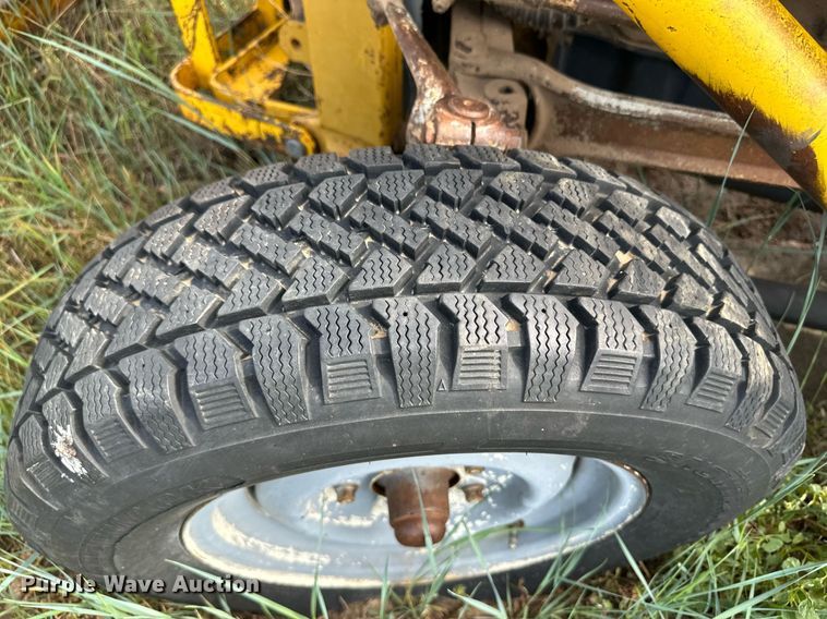 image for item NY9203 Ford  tractor