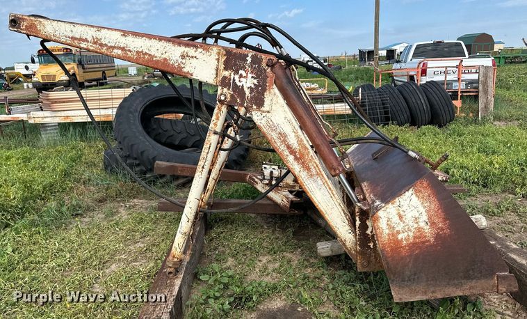 image for item NY9212 Great Bend  loader