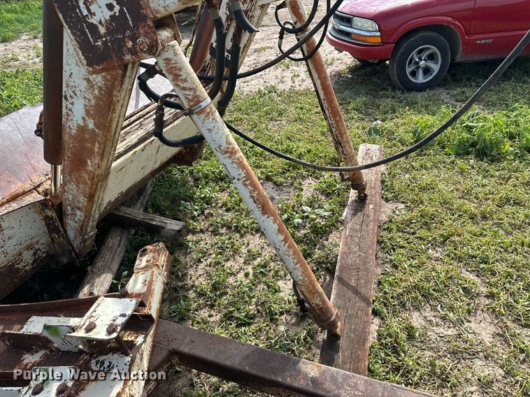 image for item NY9212 Great Bend  loader