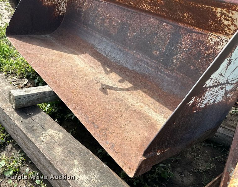 image for item NY9212 Great Bend  loader