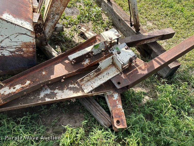 image for item NY9212 Great Bend  loader