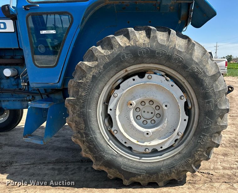 image for item NY9213 Ford 6700  tractor